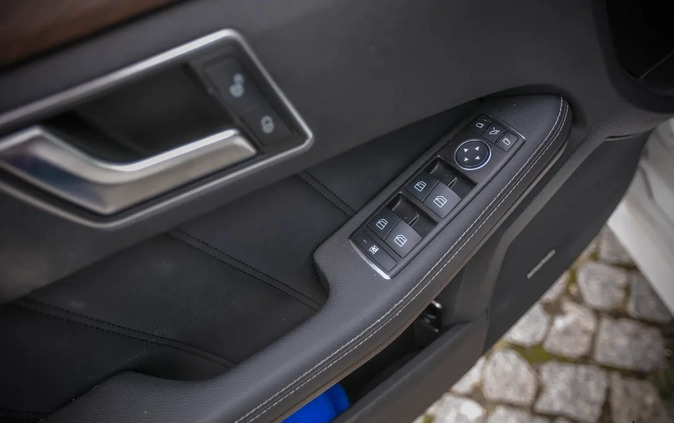 Mercedes-Benz Klasa E cena 51900 przebieg: 340000, rok produkcji 2012 z Góra małe 667